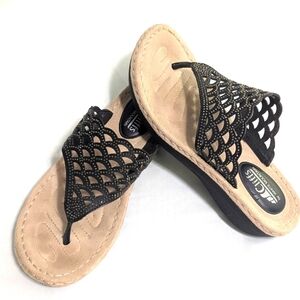 Women's Cliffs By White Mountain Black Leather Sandals